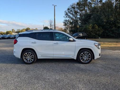 2023 GMC Terrain Denali