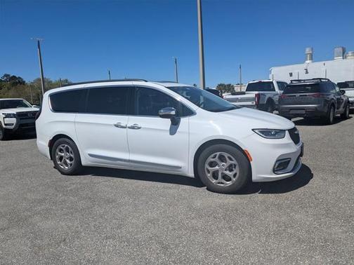 2023 Chrysler Pacifica Limited