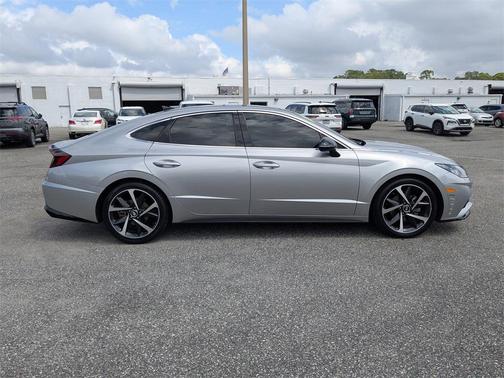 2021 Hyundai SONATA SEL Plus
