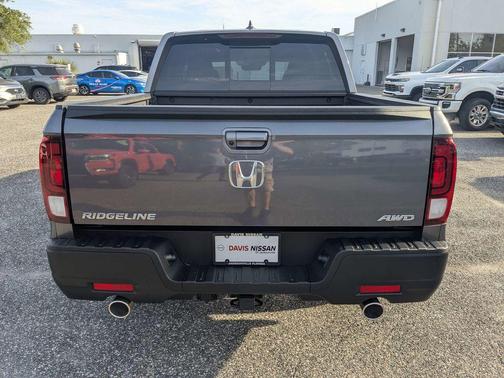Gray 2022 Honda Ridgeline RTL