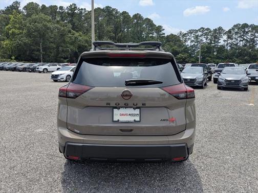 2025 Nissan Rogue Rock Creek