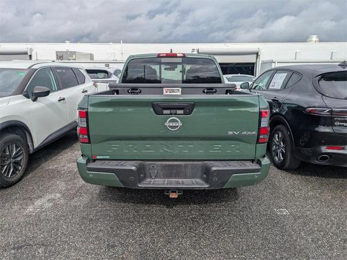 2023 Nissan Frontier SV