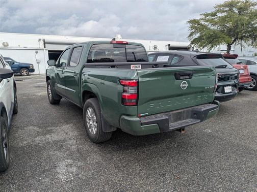 2023 Nissan Frontier SV