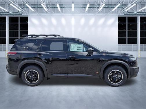 2025 Nissan Pathfinder Rock Creek 4WD