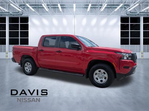 2022 Nissan Frontier S