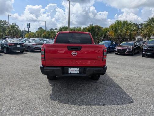 2022 Nissan Frontier S
