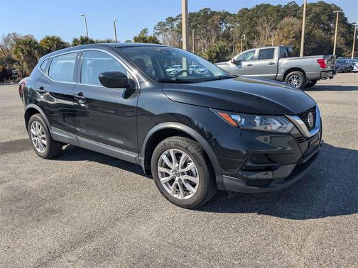 2020 Nissan Rogue Sport S
