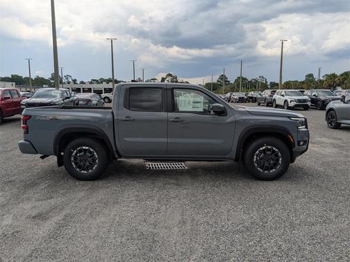 2025 Nissan Frontier PRO-X
