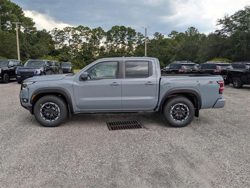 2025 Nissan Frontier PRO-X