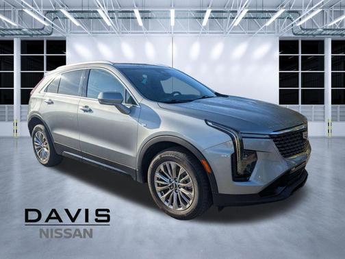 Argent Silver Metallic 2024 Cadillac XT4 Premium Luxury