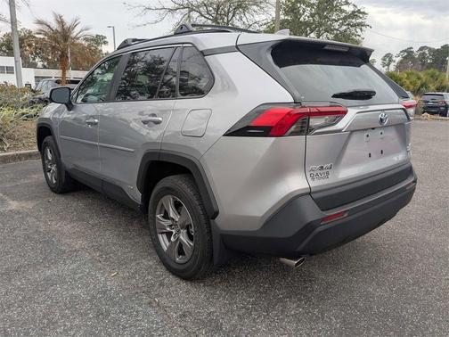 2024 Toyota RAV4 Hybrid XLE