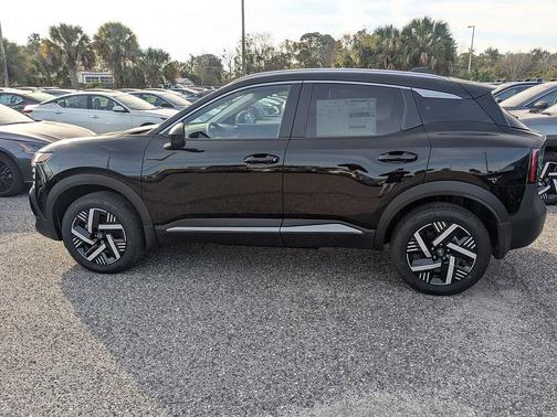 Super Black 2026 Nissan Kicks SV