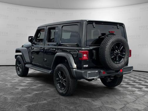Black Clearcoat 2021 Jeep Wrangler Unlimited Sahara