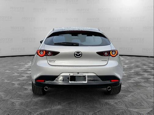 Platinum Quartz Metallic 2025 Mazda Mazda3 2.5 S Select Sport