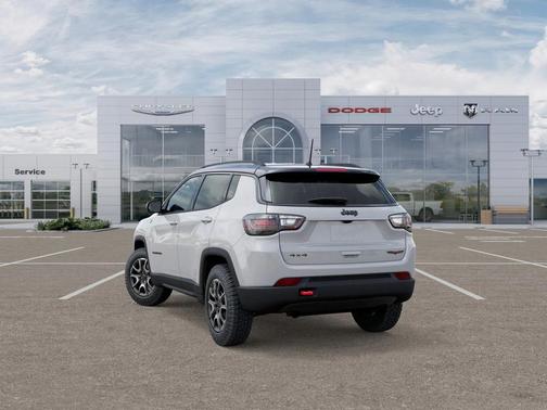 2025 Jeep Compass Trailhawk