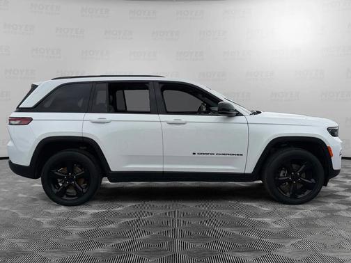 2023 Jeep Grand Cherokee Altitude
