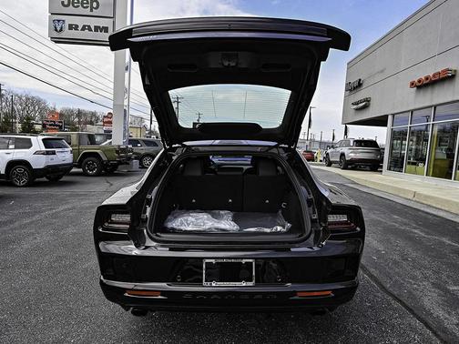 Diamond Black Crystal Pearlcoat 2026 Dodge Charger Scat Pack