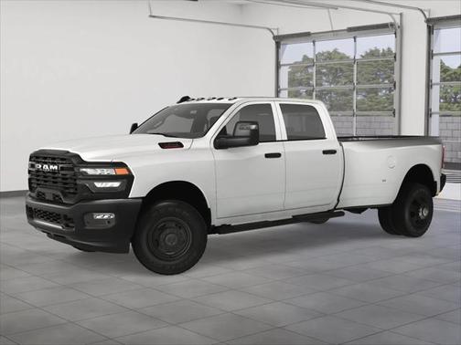 2025 RAM 3500 Tradesman Crew Cab 4x4 8' Box