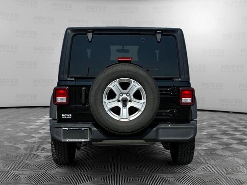 Black Clearcoat 2022 Jeep Wrangler Sport S