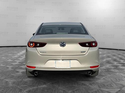 Platinum Quartz Metallic 2025 Mazda Mazda3 2.5 S Select Sport