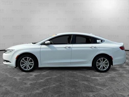 2017 Chrysler 200 Limited