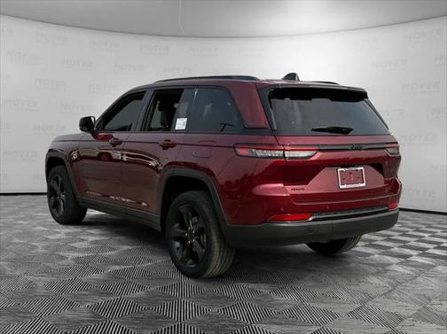 2022 Jeep Grand Cherokee Altitude