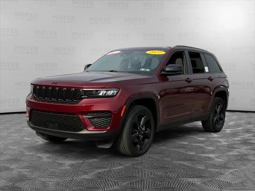 2022 Jeep Grand Cherokee Altitude