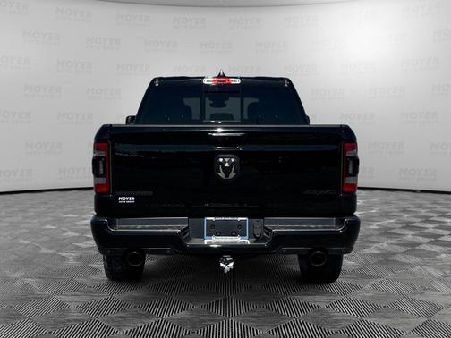 Diamond Black Crystal Pearlcoat 2019 RAM 1500 Big Horn