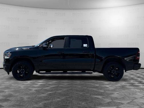 Diamond Black Crystal Pearlcoat 2019 RAM 1500 Big Horn