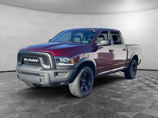 2024 RAM 1500 Classic Warlock Crew Cab 4x4 5'7' Box