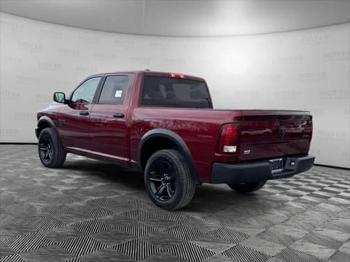 2024 RAM 1500 Classic Warlock Crew Cab 4x4 5'7' Box