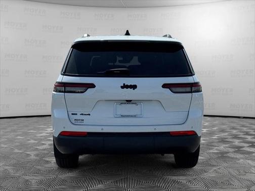 2022 Jeep Grand Cherokee L Altitude