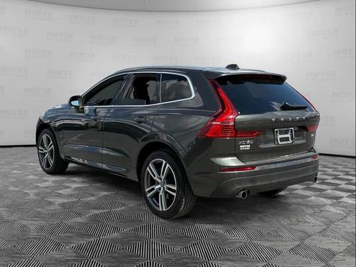 2019 Volvo XC60 T6 Momentum