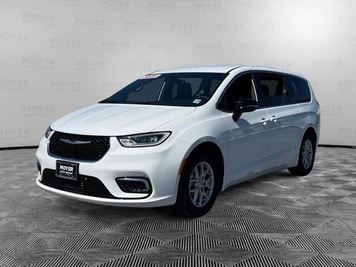 2025 Chrysler Pacifica L