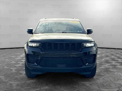 2022 Jeep Grand Cherokee Altitude
