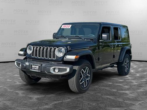 Black Clearcoat 2025 Jeep Wrangler 4-Door Sahara 4x4