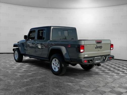 2022 Jeep Gladiator Sport S