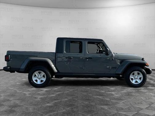 2022 Jeep Gladiator Sport S