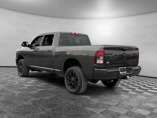 2022 RAM 2500 Big Horn Crew Cab 4x4 6'4' Box
