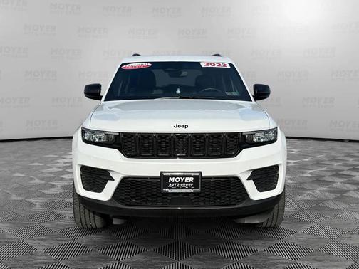 2022 Jeep Grand Cherokee Altitude