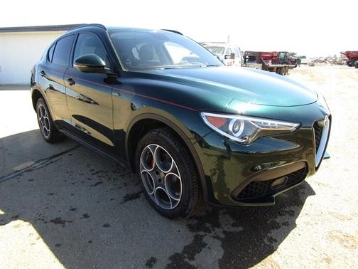 2019 Alfa Romeo Stelvio Sport