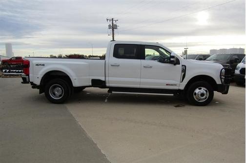 2023 Ford F-350 Lariat Super Duty