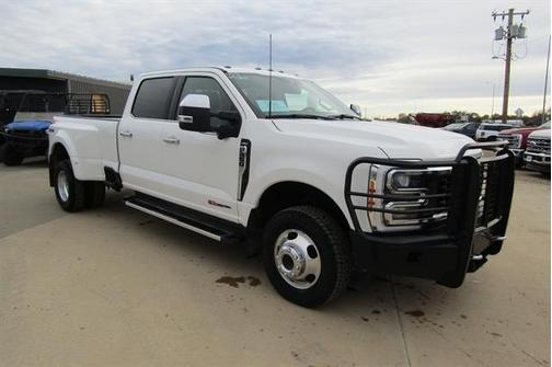 2023 Ford F-350 Lariat Super Duty