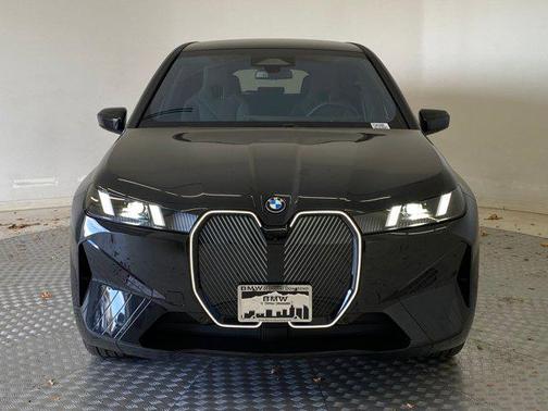 2026 BMW iX xDrive60