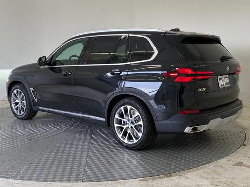 2026 BMW X5 PHEV xDrive50e