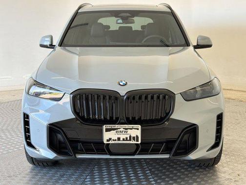 Brooklyn Grey Metallic 2026 BMW X5 xDrive40i