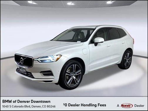 2019 Volvo XC60 Recharge Plug-In Hybrid T8 Momentum