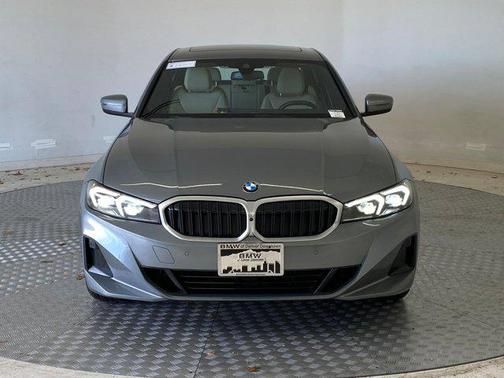 2025 BMW 330 i xDrive