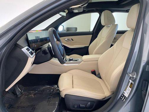 2025 BMW 330 i xDrive