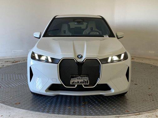 2026 BMW iX xDrive45